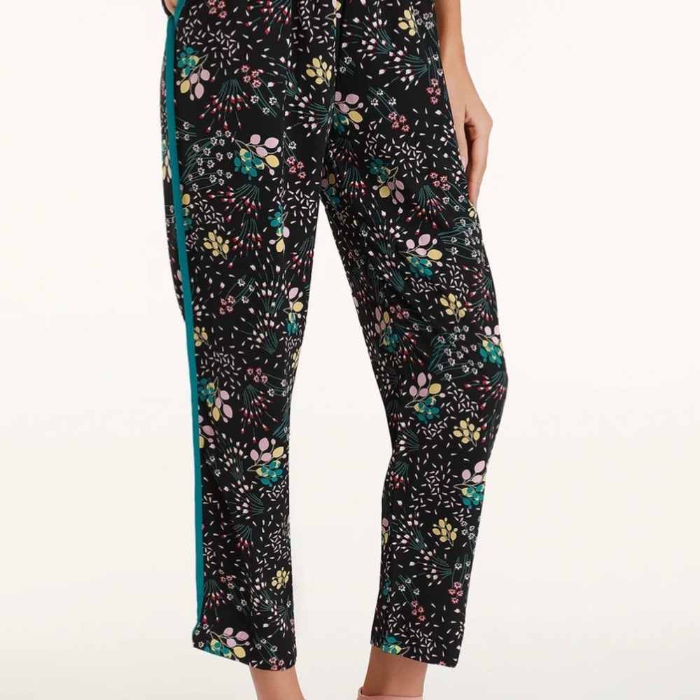 Lulu’s Boho Blooms Black Floral Print Pants
